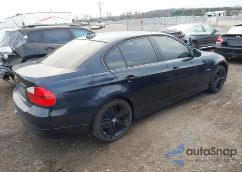 2007 BMW 328Xi z USA, uszkodzony, nr VIN WBAVC93587KZ70389
